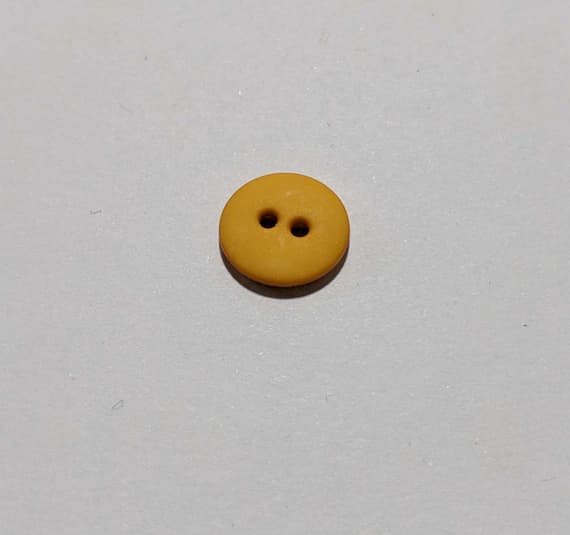 gold none - School Gold Round 2 Hole Plastic Button - 13mm / 1/2 inch - Dill Buttons - Set of 4