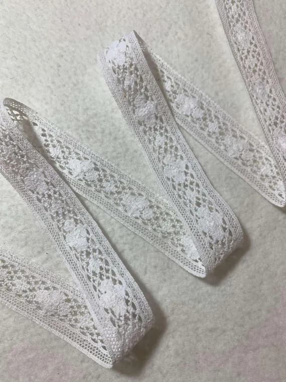 white lace - Vintage Cotton Floral Insertion Lace Trim White 1" wide x 2 Yards