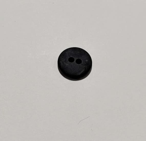 black none - Black Round 2 Hole Plastic Button - 15mm / 5/8 inch - Dill Buttons - Set of 4