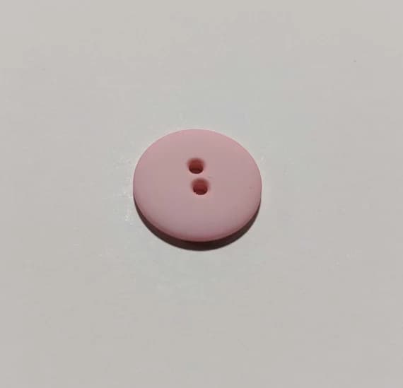 pink none - Pink Round 2 Hole Plastic Button - 20mm / 3/4 inch - Dill Buttons - Set of 4