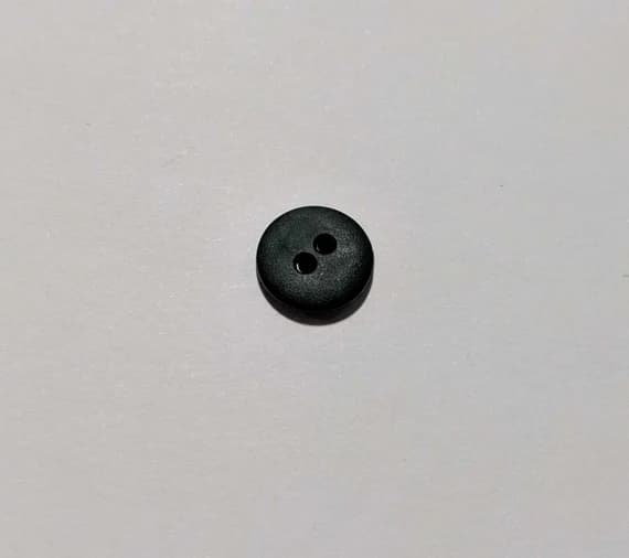 hunter none - Hunter Green Round 2 Hole Plastic Button - 13mm / 1/2 inch - Dill Buttons - Set of 4