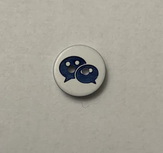 none - Chat Bubbles Plastic Button - 13mm / 1/2" - Made in France