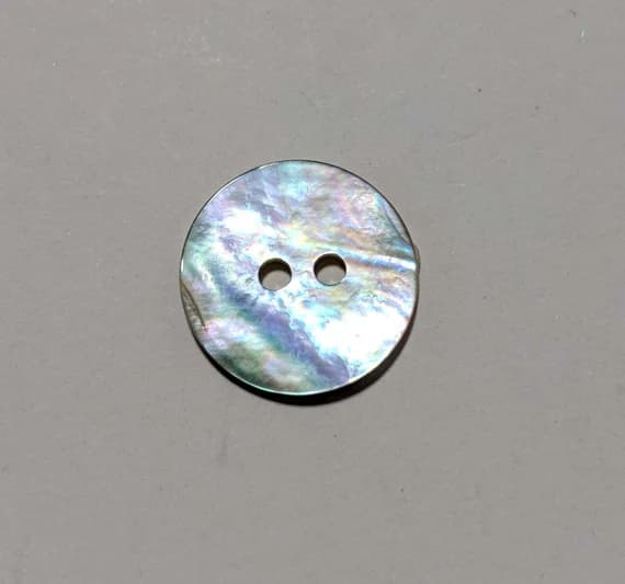 none - Mother of Pearl 2 Hole Button - Dill Buttons - Set of 2 Buttons 18mm / 11/16"