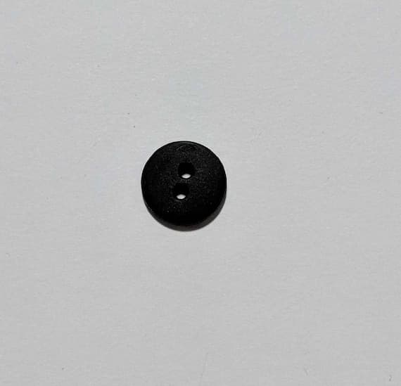 black none - Black Round 2 Hole Plastic Button - 13mm / 1/2 inch - Dill Buttons - Set of 4