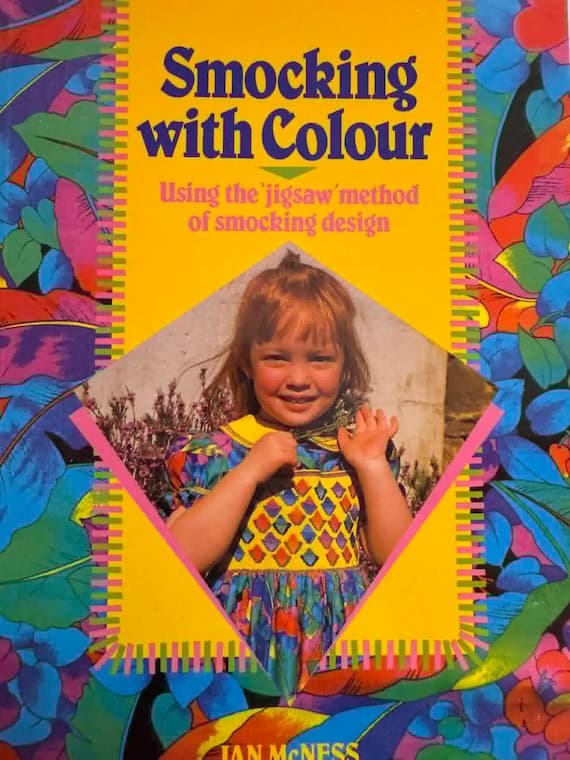none - Smocking with Colour book