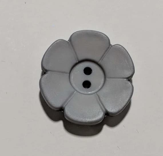 gray none - Daisy Gray Flower Plastic Button - 28mm / 1 1/8 inch - Dill Buttons - Set of 2