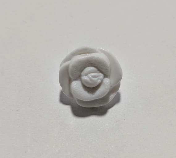 white none - White Rose Flower Plastic Button - 15mm /1/2 inch - Dill Buttons - Set of 2