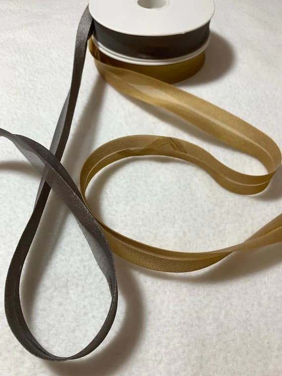 gold none - Metallic Gold or Pewter Single Fold Poly/Cotton Bias Tape Made in France 3/4"