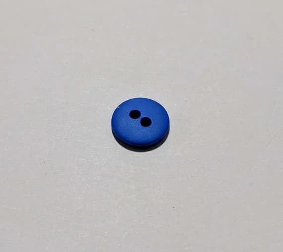 royal none - Royal Blue Round 2 Hole Plastic Button - 13mm / 1/2 inch - Dill Buttons - Set of 4