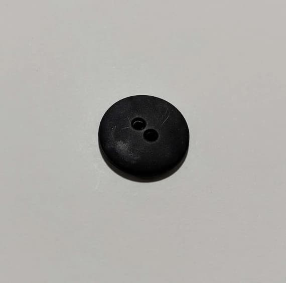 black none - Black Round 2 Hole Plastic Button - 20mm / 3/4 inch - Dill Buttons - Set of 4