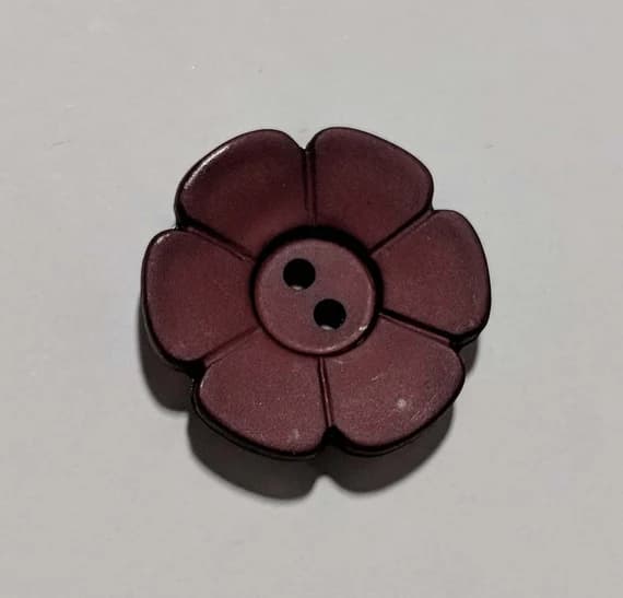 wine none - Daisy Wine Flower Plastic Button - 28mm / 1 1/8 inch - Dill Buttons - Set of 2