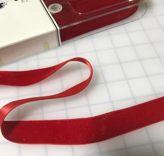scarlet none - Vintage Satin Back VELVET Ribbon - Scarlet Red -by the yard 15/16" wide x 1 yard 34"