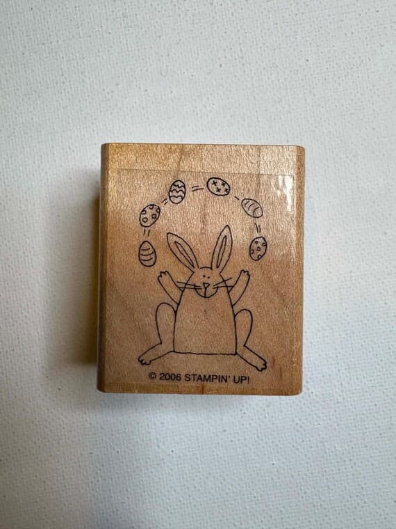 none - 1.5"x1.75" 2006 Easter Bunny Wood Mounted Rubber Stamp By Stampin' Up!
