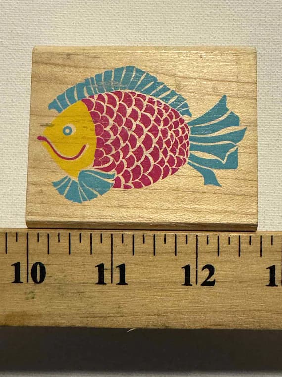 fabric - 2.27" X 2.25" 1996 Vintage Fish Posh Perch Wood Mounted rubber stamp (Item# Z634E) by Posh Impressions/ Rubber Stamped
