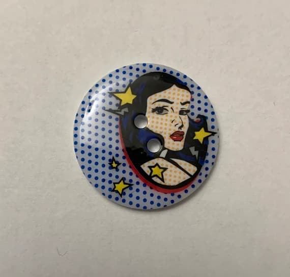 none - Comic Book Halftone Dots Woman Plastic Button - 28mm / 1-1/16" - Made in France