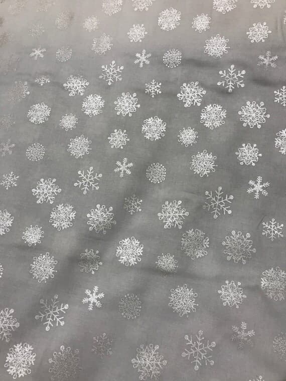 white cotton fabric - Magical Moments - Metallic White Snowflakes - Stof Cotton Fabric