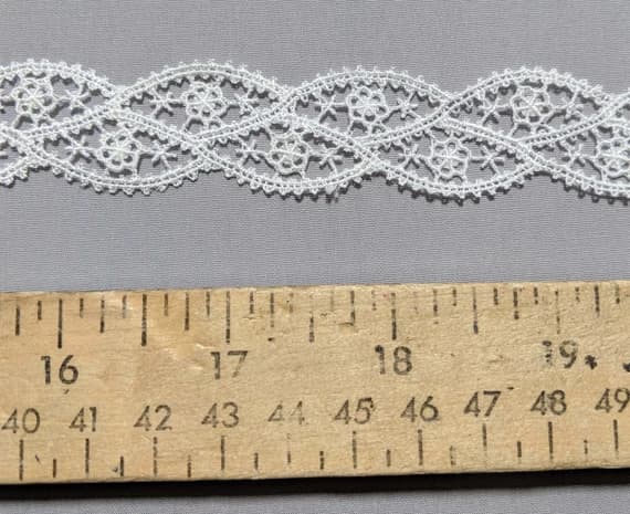 white lace - Wavy Floral White - Guipure Bridal Lace (3/4" wide)