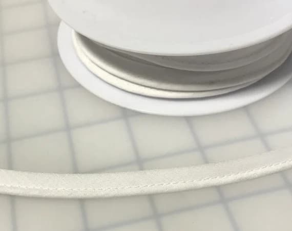 white none - White 100% Linen Piping Trim Made in France 1/2"